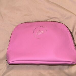Dibs beauty makeup bag